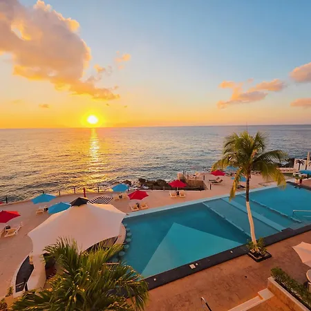 Coral Princess Hotel & Dive Resort